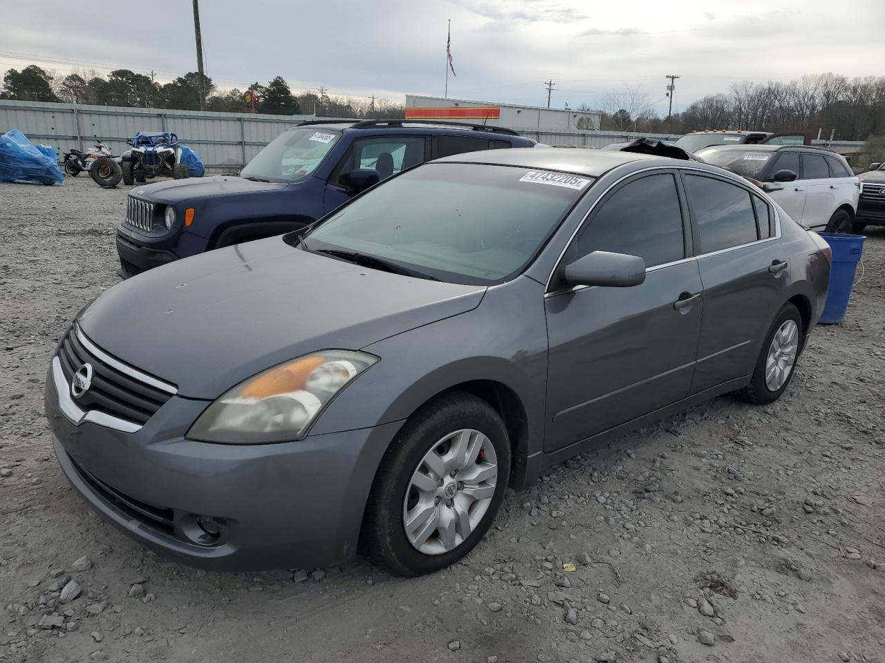 2009 Nissan Altima - Image 1