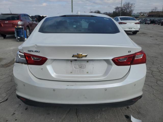 Sedans CHEVROLET MALIBU 2017 White