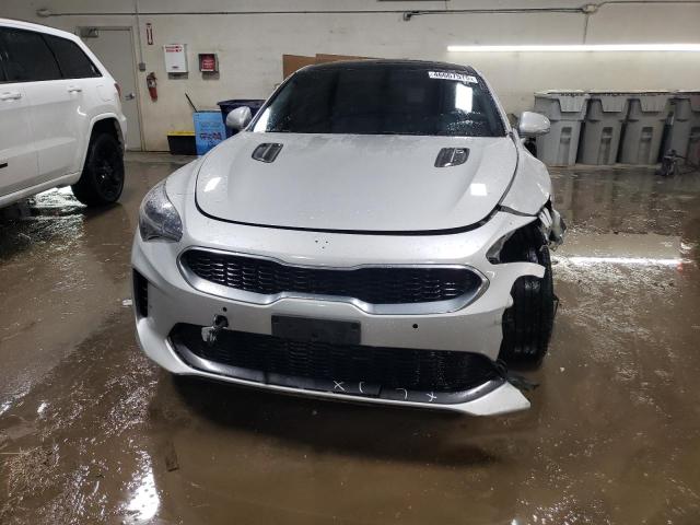  KIA STINGER 2018 Серебристый