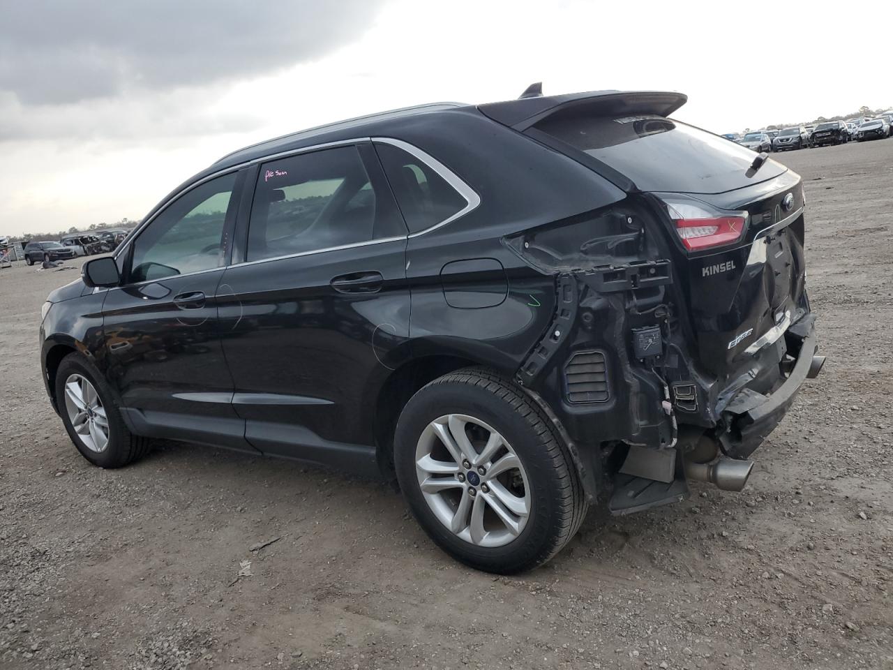 2019 Ford Edge - Image 2
