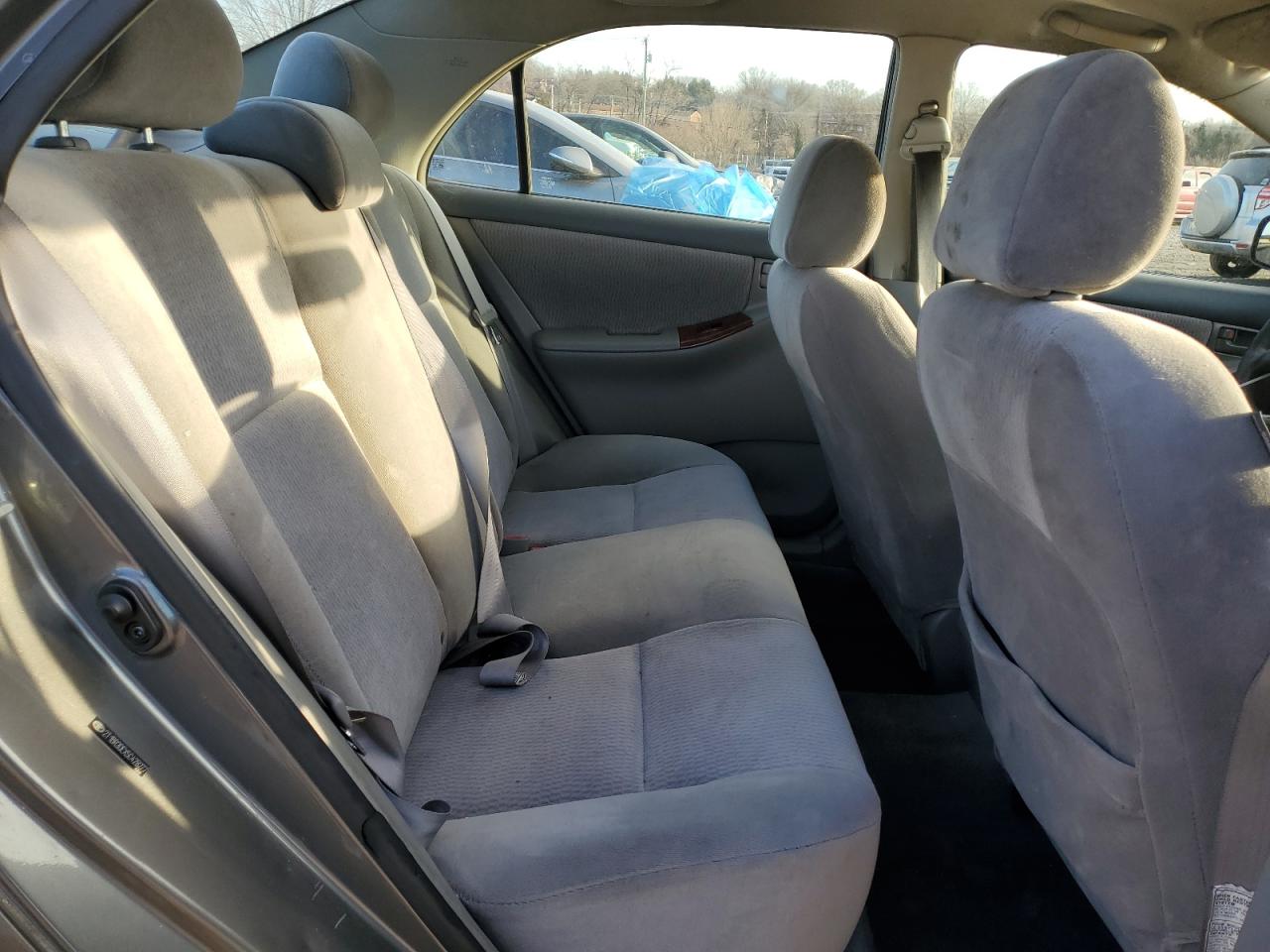 2005 Toyota Corolla - Image 10