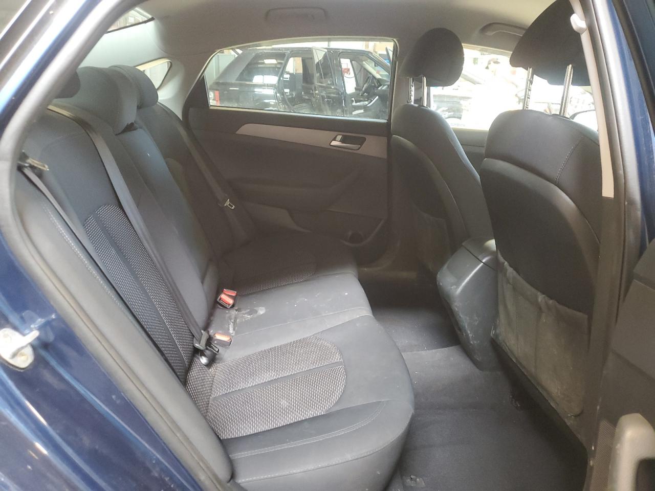 2016 Hyundai Sonata - Image 10