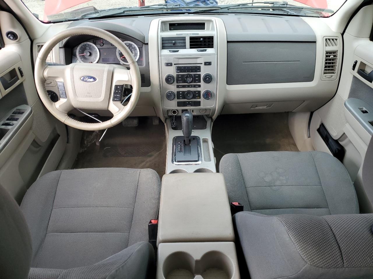 2009 Ford Escape - Image 8