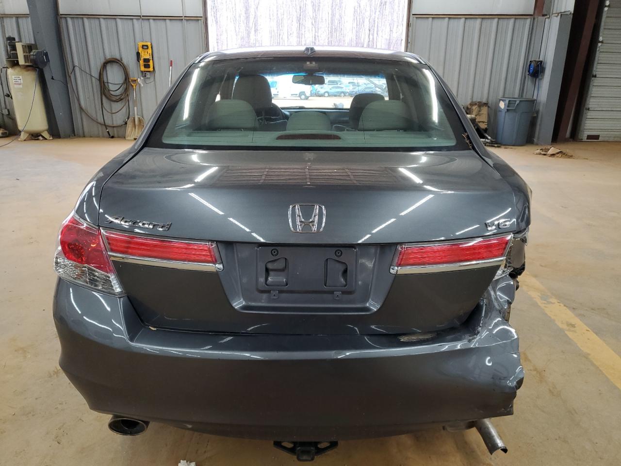 2012 Honda Accord - Image 6