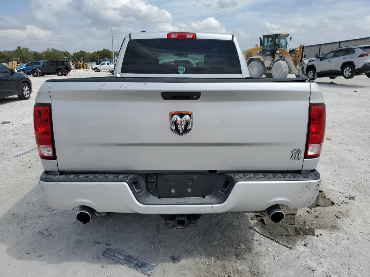 2016 RAM 1500 - Image 6