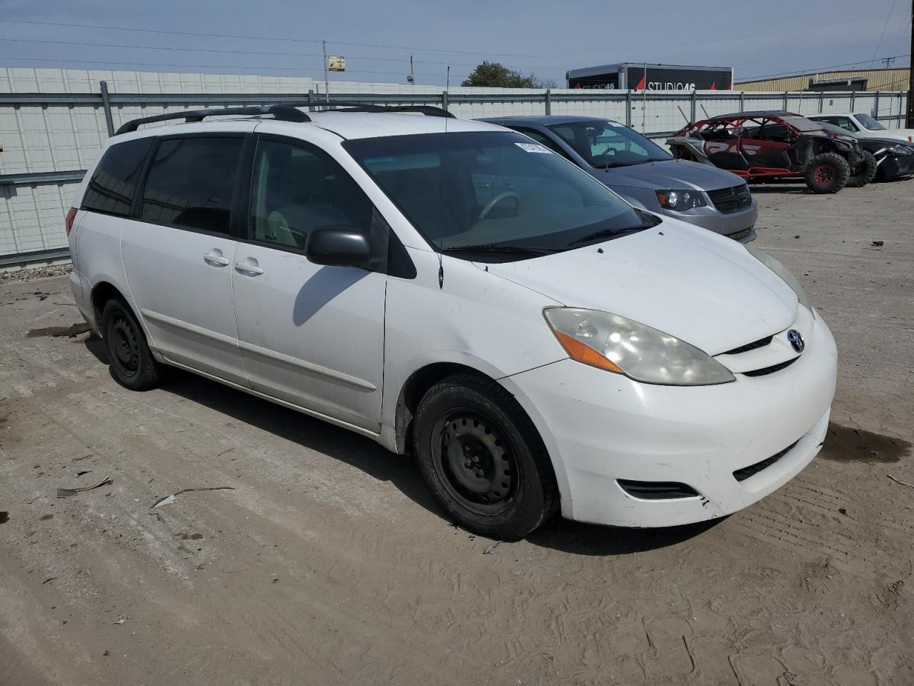 2008 Toyota Sienna - Image 4