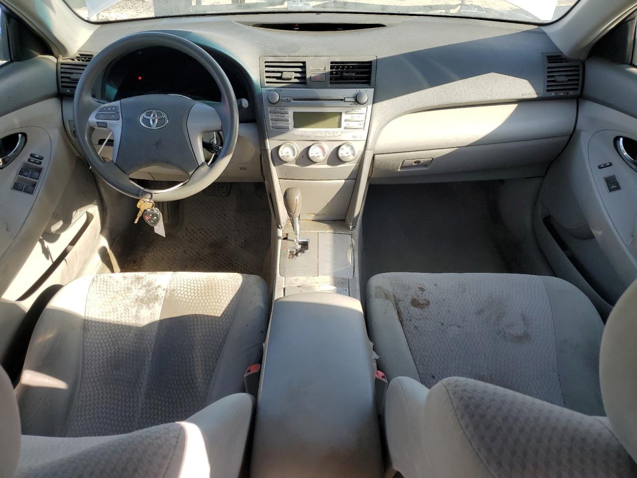 2011 Toyota Camry - Image 8