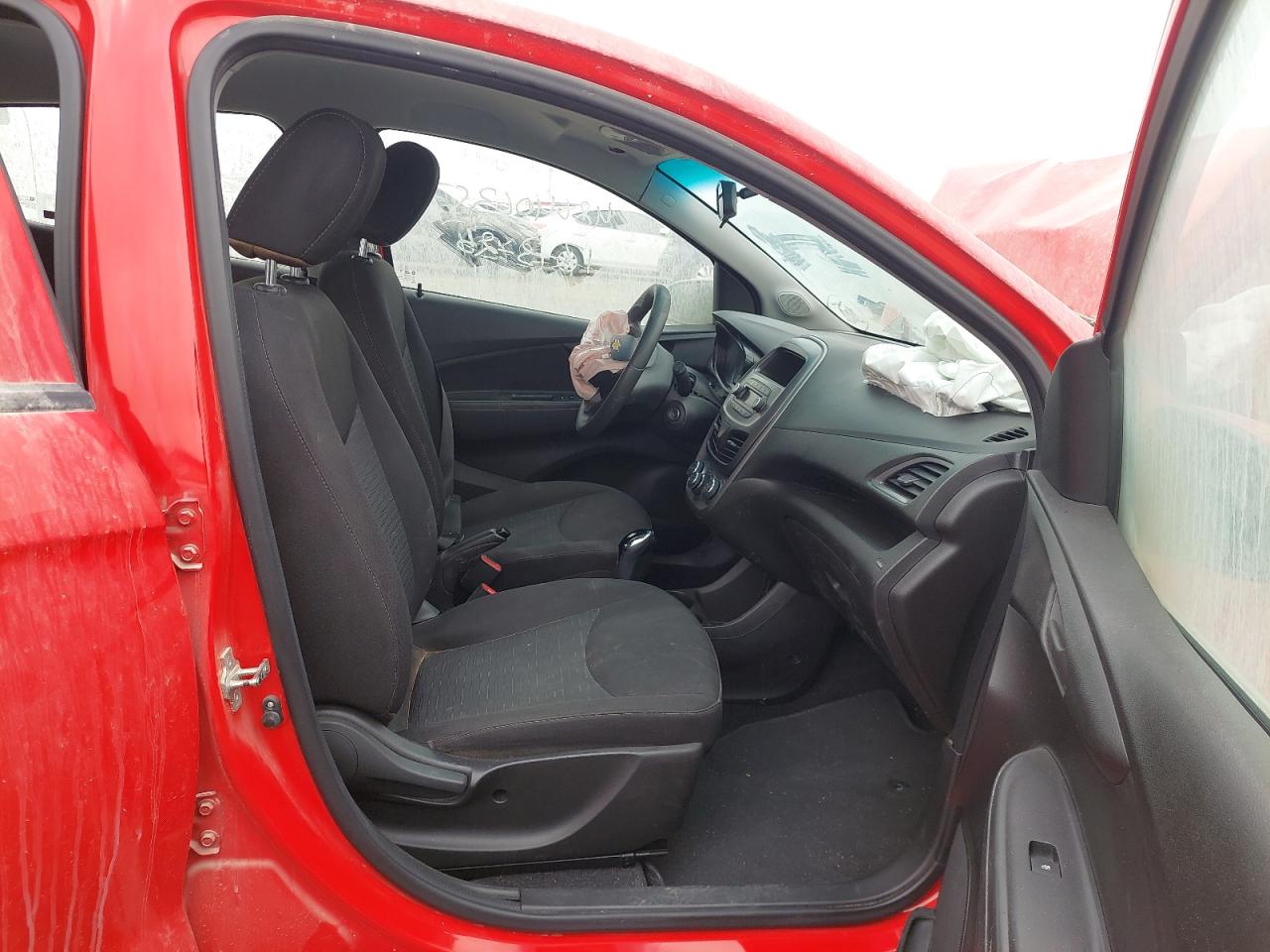 KL1CD6CA8KC753163 - 2019 Chevrolet Spark - #48640635