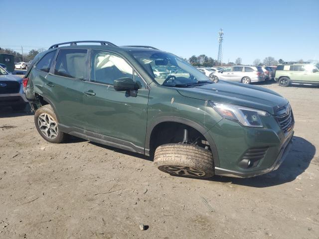  SUBARU FORESTER 2024 Зеленый