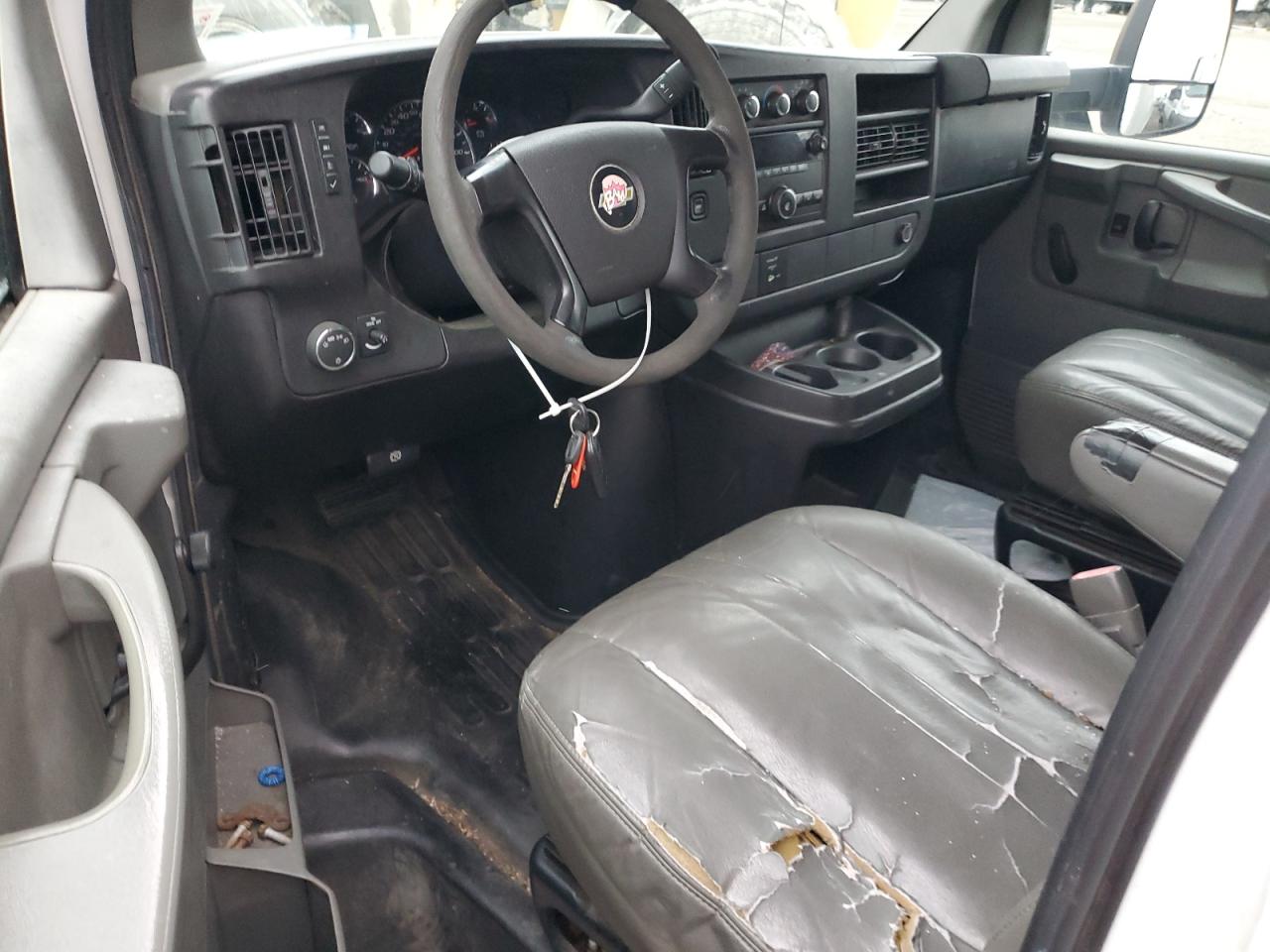2012 Chevrolet Express - Image 8