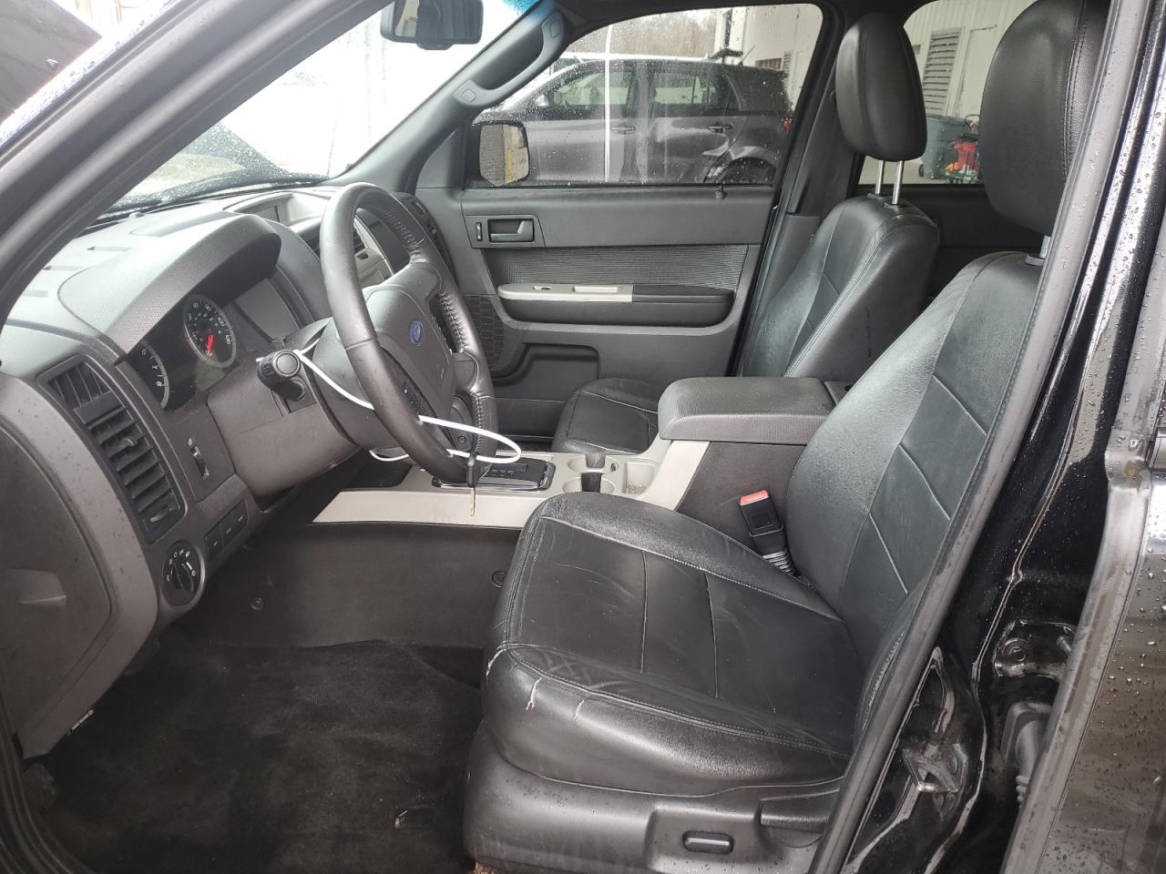 2010 Ford Escape - Image 7