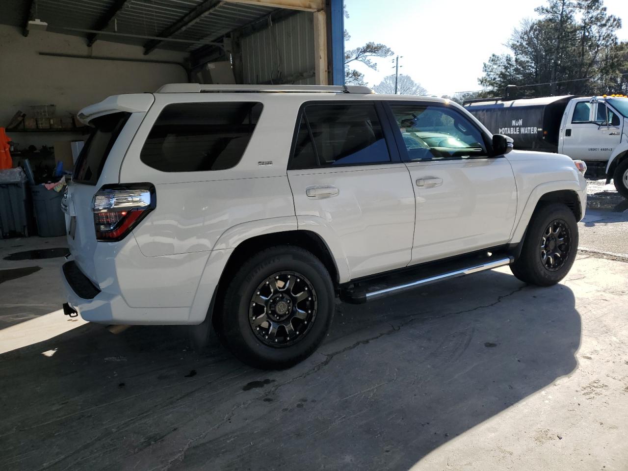 2018 Toyota 4Runner - Image 3