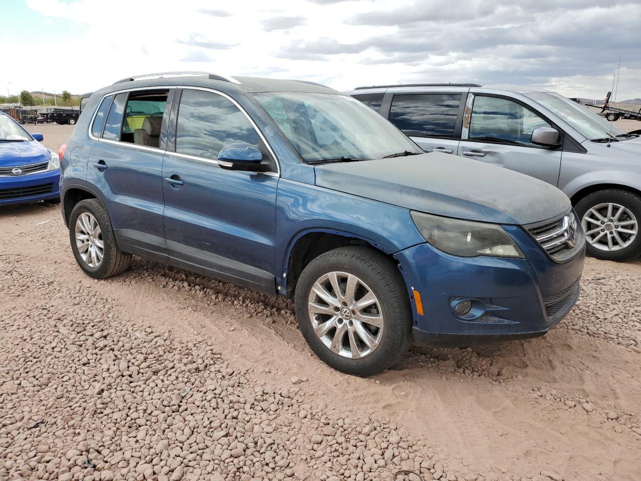 2009 Volkswagen Tiguan - Image 4