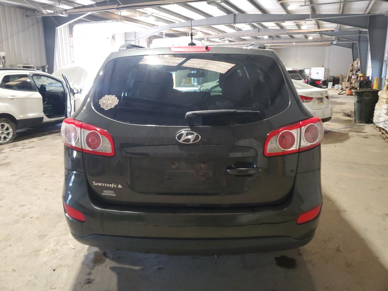 2012 Hyundai Santa Fe - Image 6
