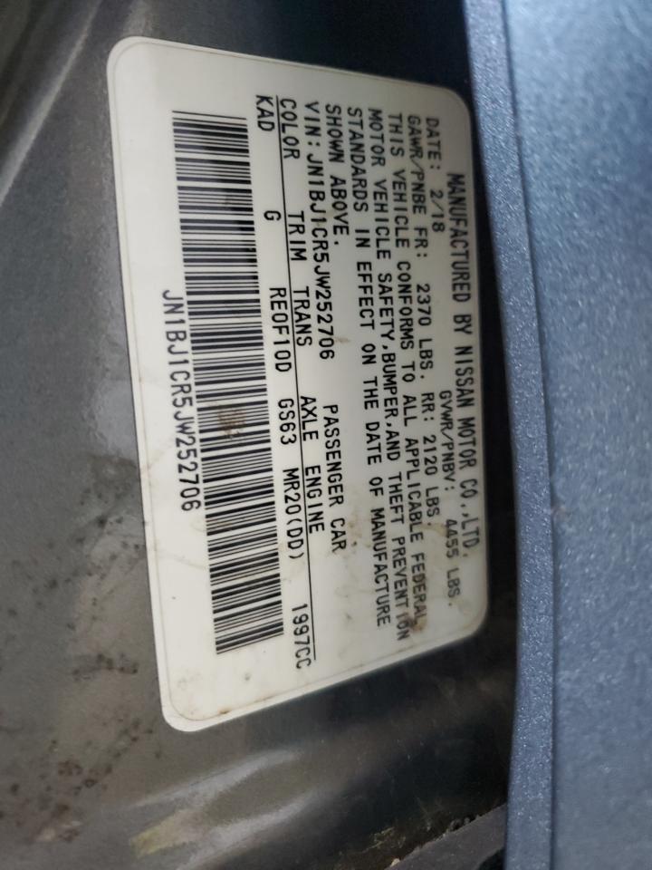 JN1BJ1CR5JW252706 NISSAN ROGUE 2018