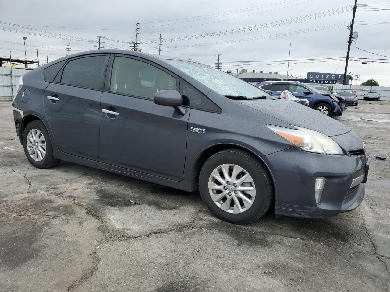 2014 Toyota Prius - Image 4