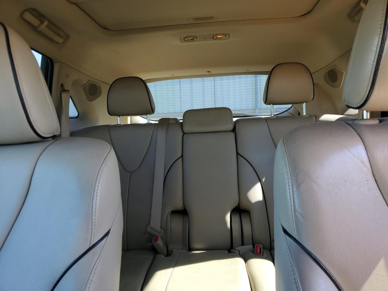 2009 Toyota Venza - Image 10