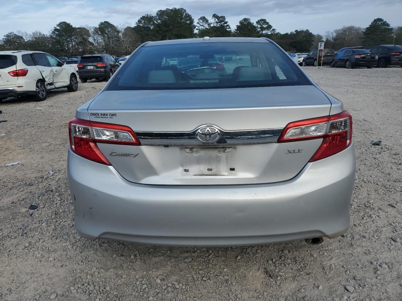 2013 Toyota Camry - Image 6