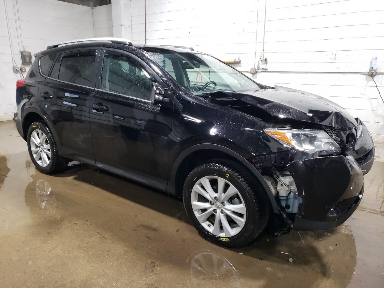 2015 Toyota RAV 4 - Image 4