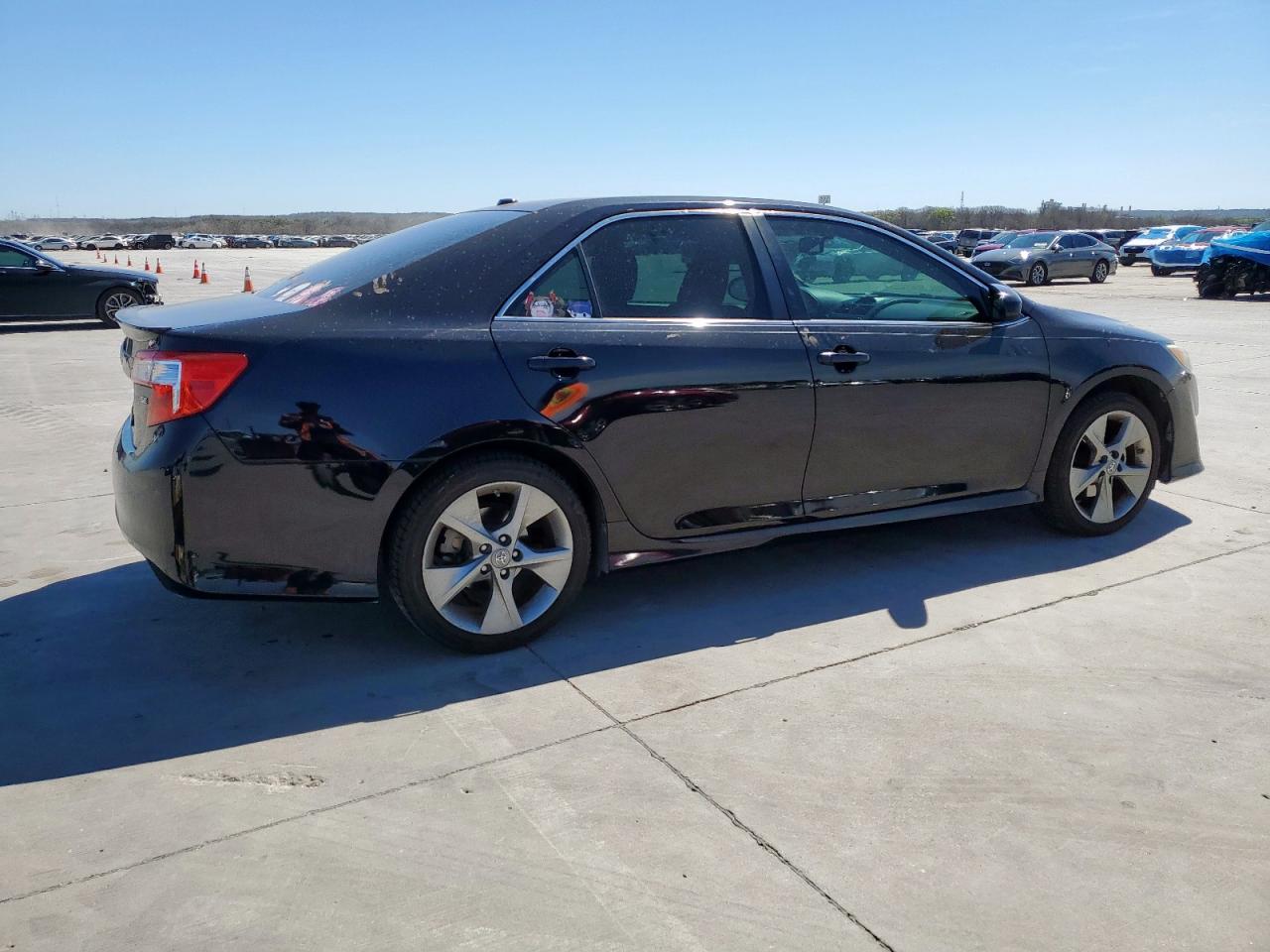 2012 Toyota Camry - Image 3