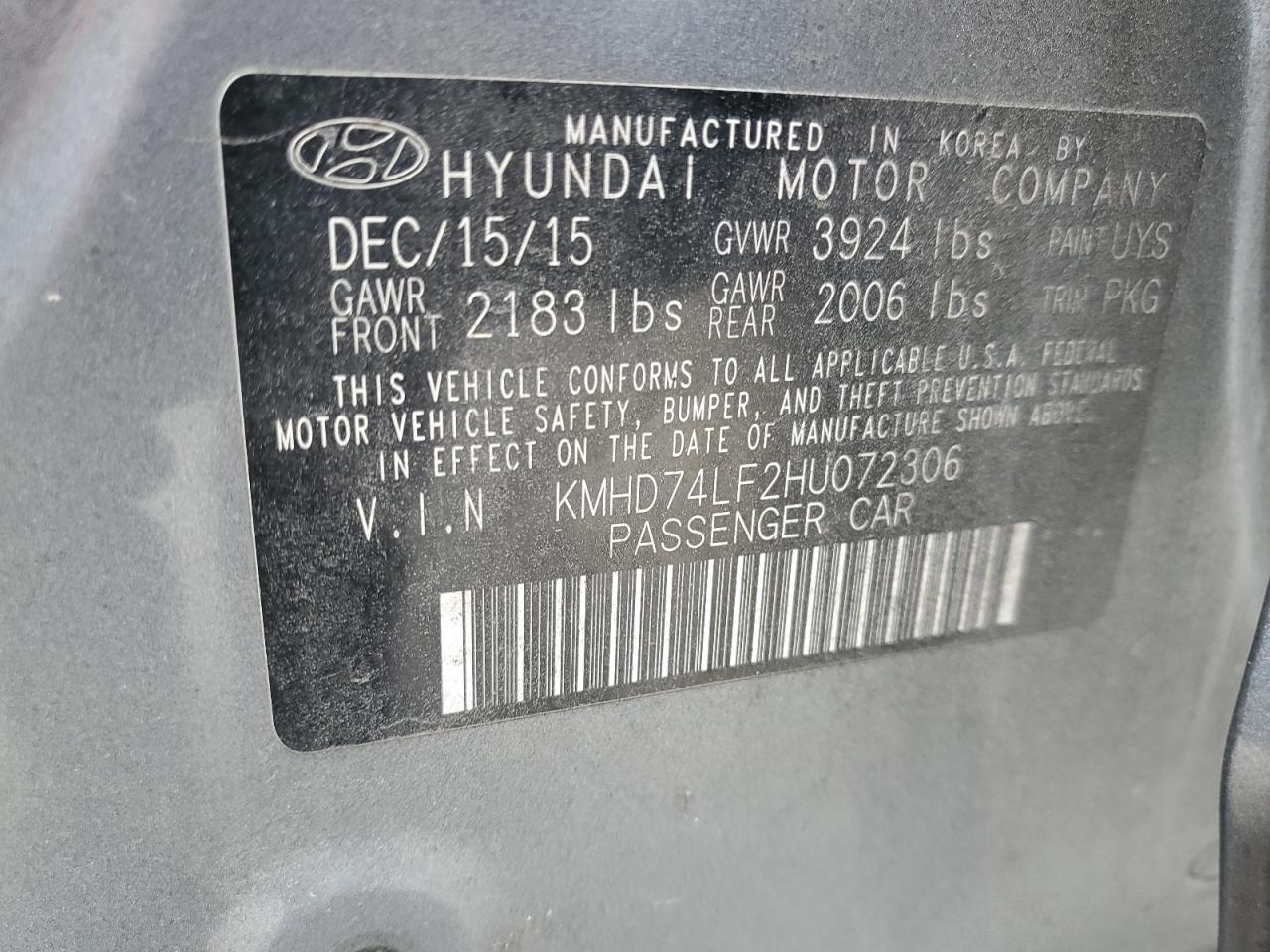 2017 Hyundai Elantra - Image 12