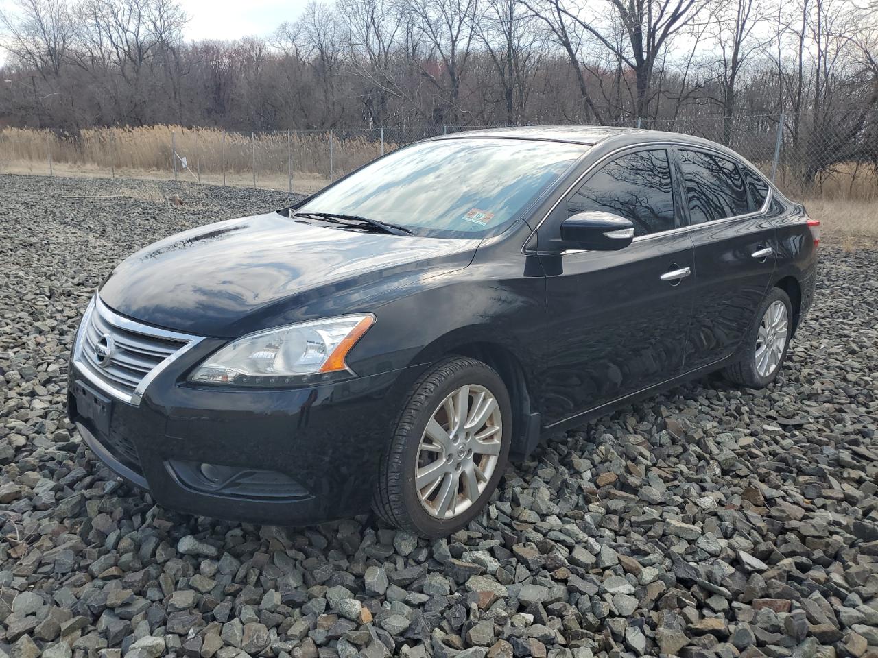 2014 Nissan Sentra S იყიდება Marlboro-ში, NY - Minor Dent/Scratches