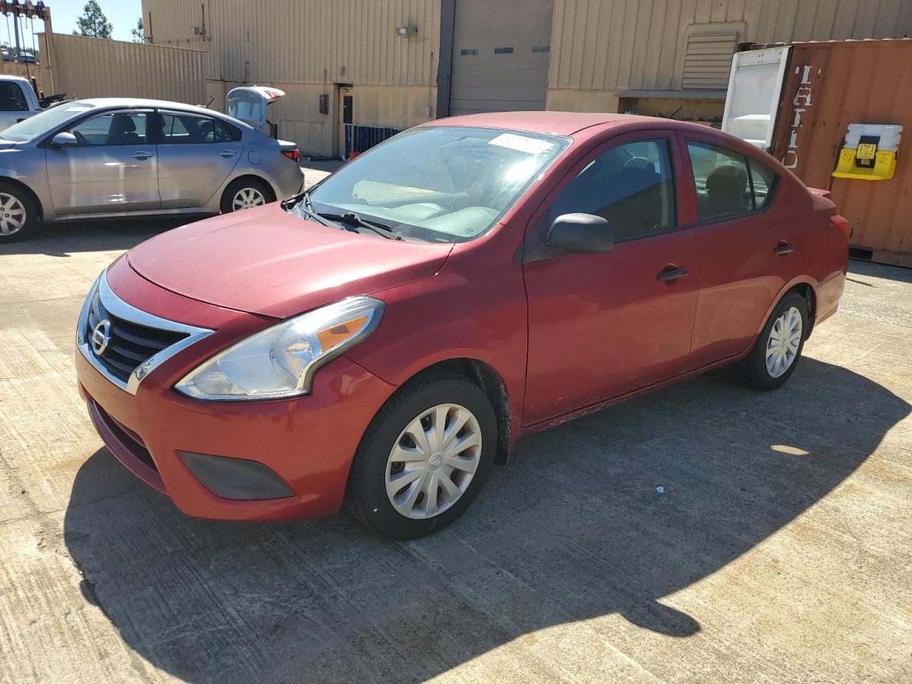 Nissan Versa