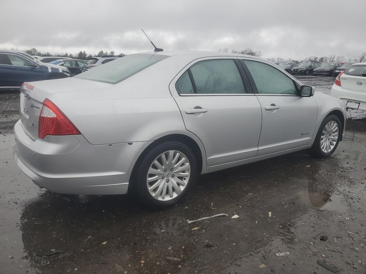 2011 Ford Fusion - Image 3