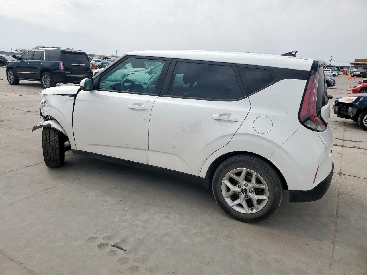 2024 Kia Soul - Image 2