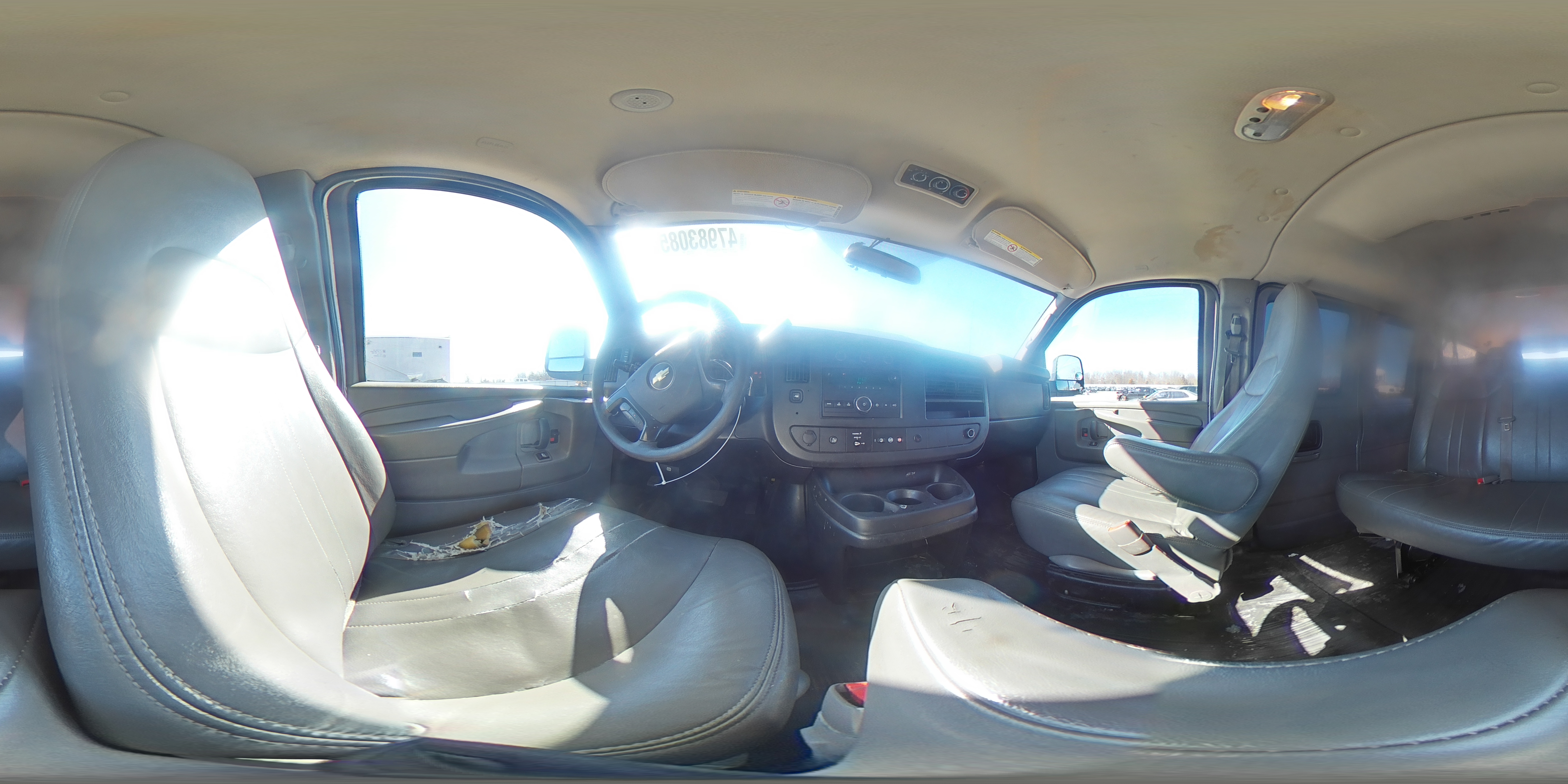 2014 Chevrolet Express - Image 16