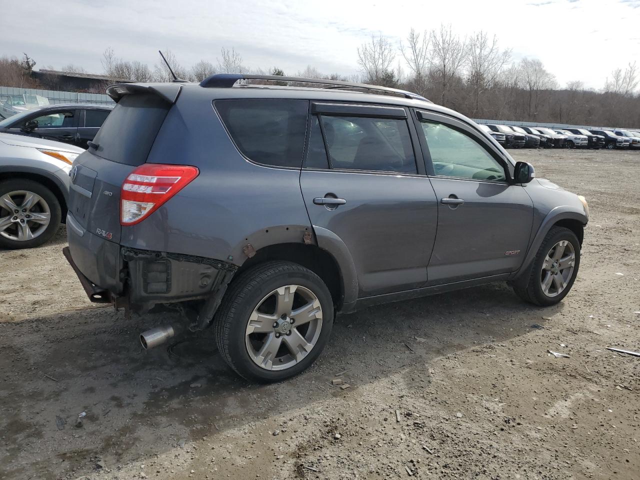 2010 Toyota RAV 4 - Image 3