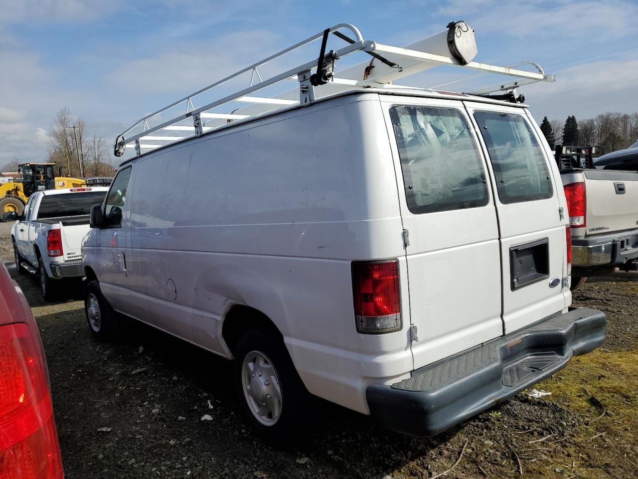 2011 Ford Econoline - Image 2