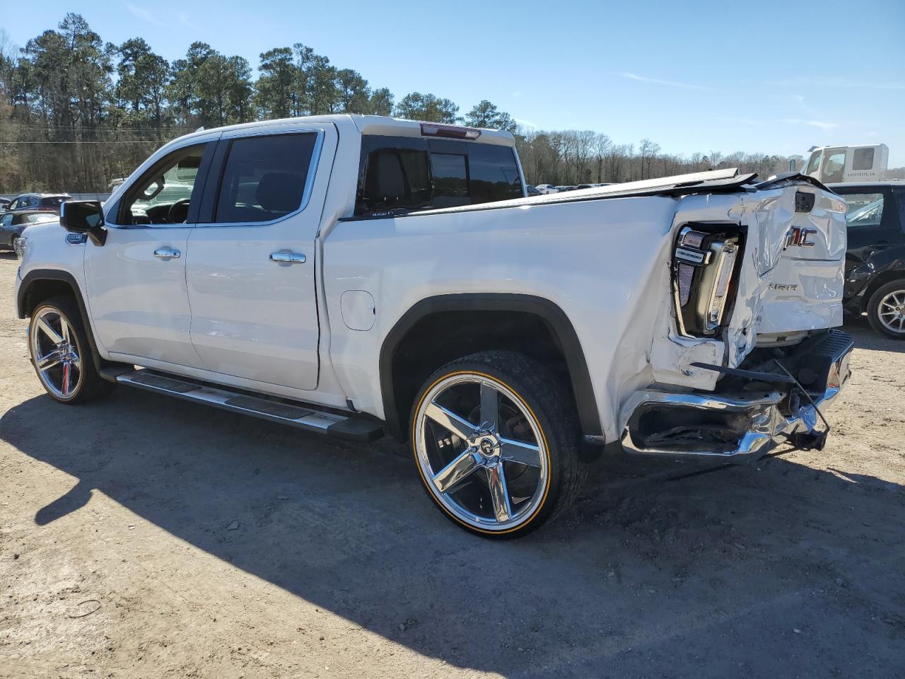 2020 GMC Sierra - Image 2