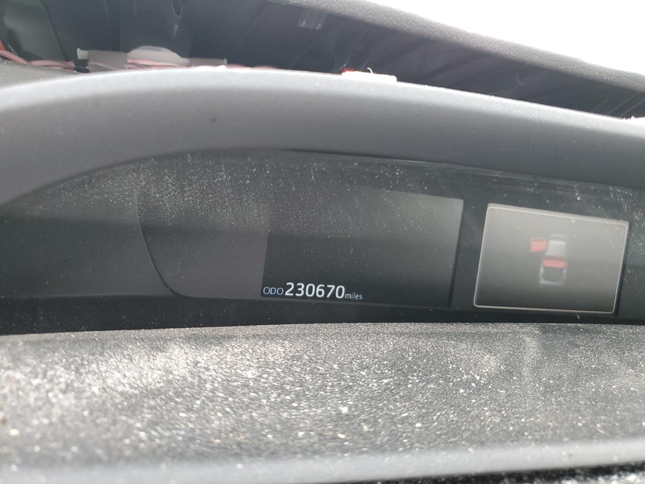 2018 Toyota Prius - Image 9