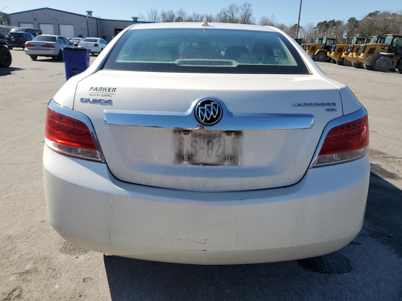 2010 Buick LaCrosse - Image 6