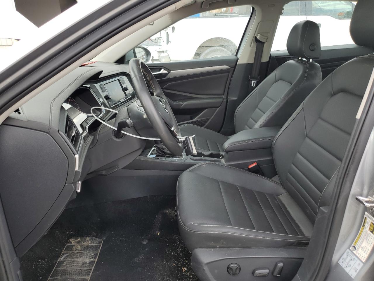 2021 Volkswagen Jetta - Image 7