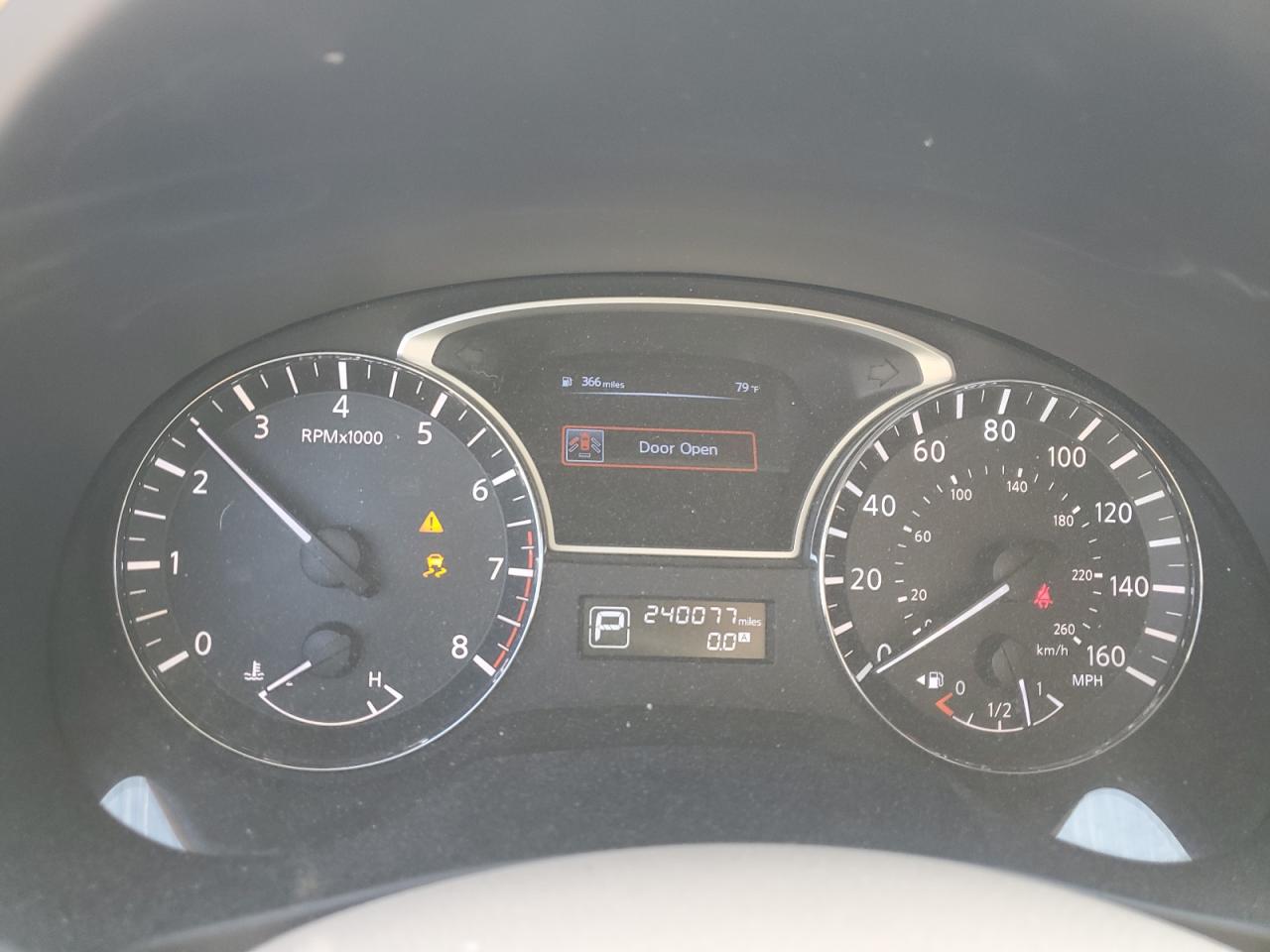 2014 Nissan Altima - Image 9