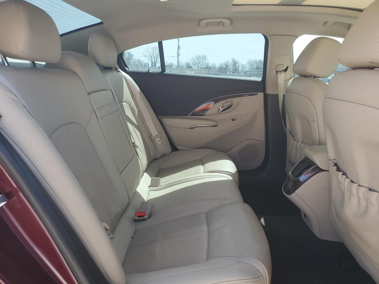 2015 Buick LaCrosse - Image 10