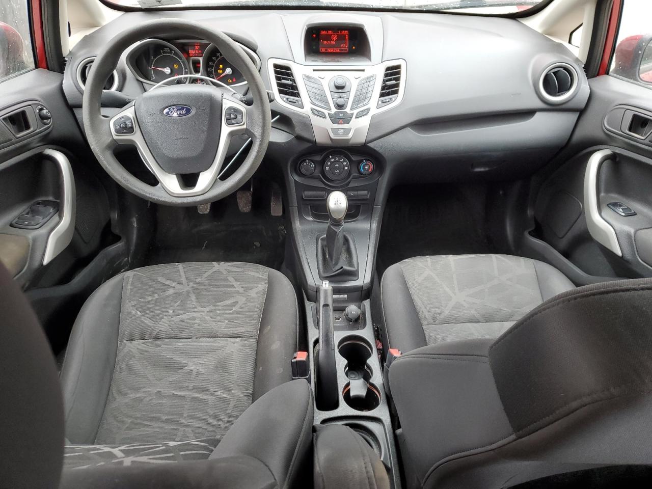 2013 Ford Fiesta - Image 8