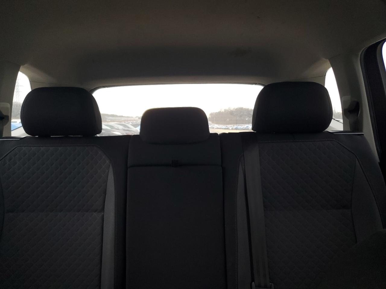 2020 Volkswagen Tiguan - Image 10