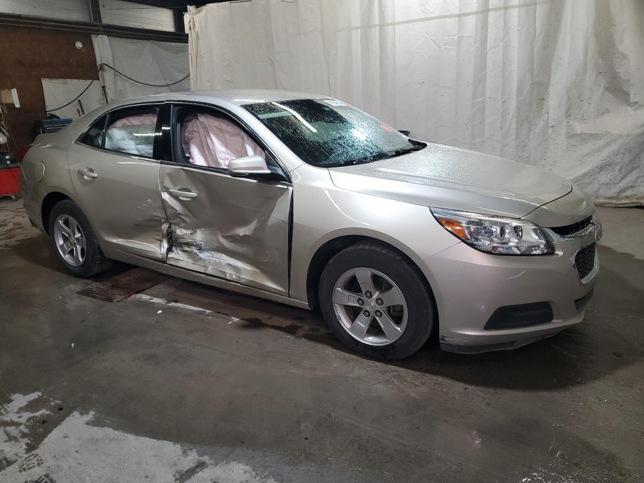 2015 Chevrolet Malibu - Image 4