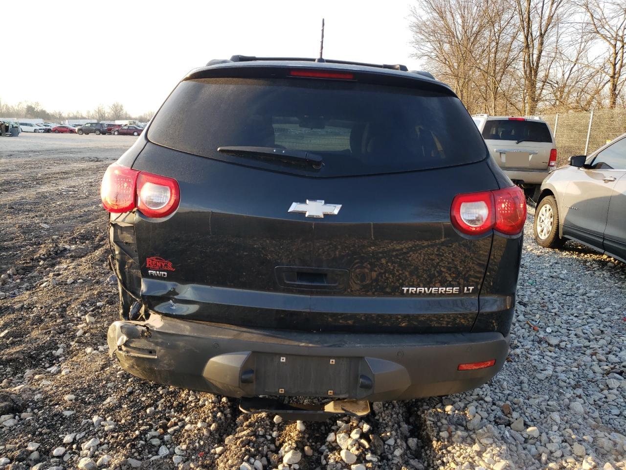 2011 Chevrolet Traverse - Image 6