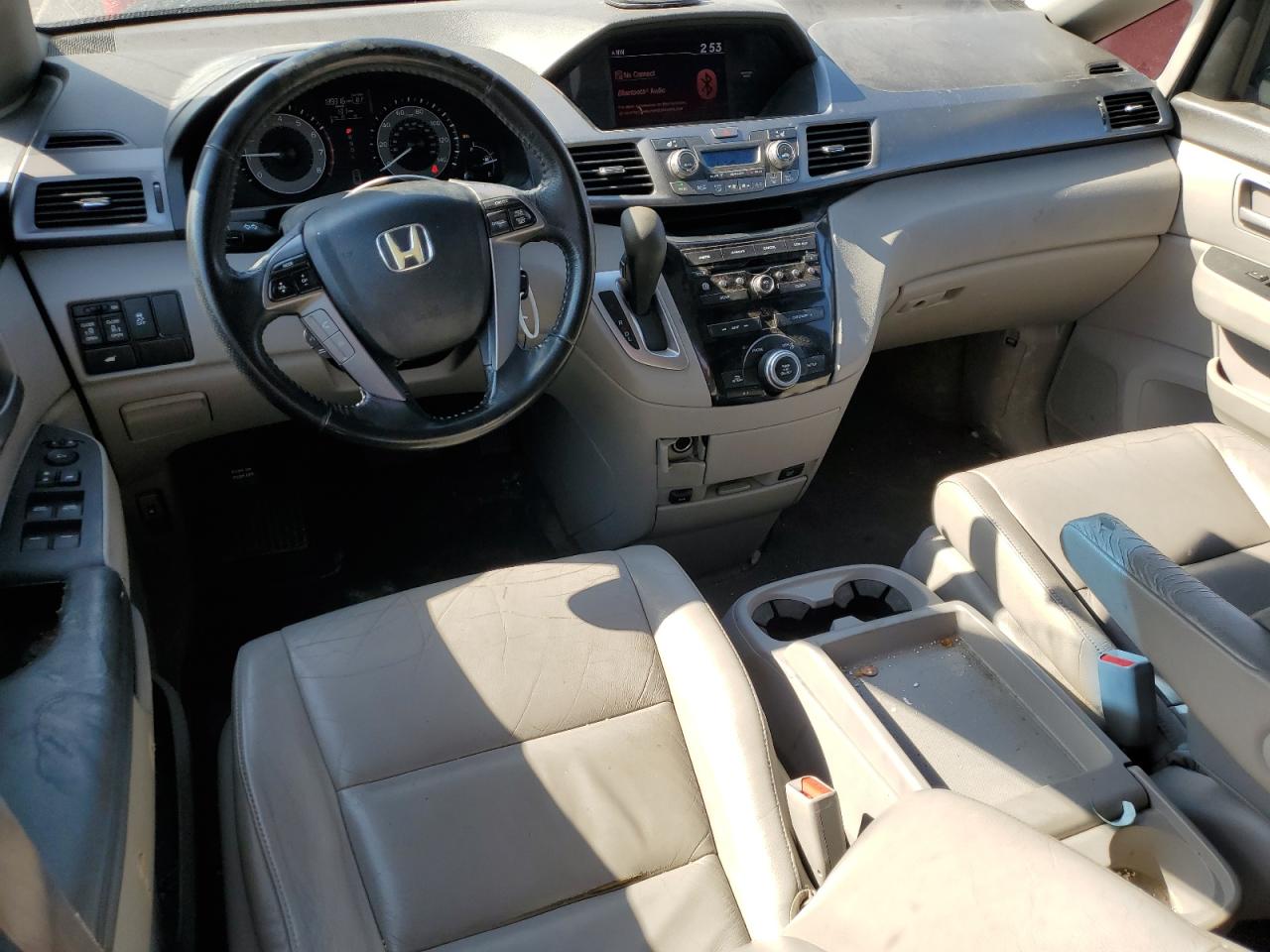 2012 Honda Odyssey - Image 8