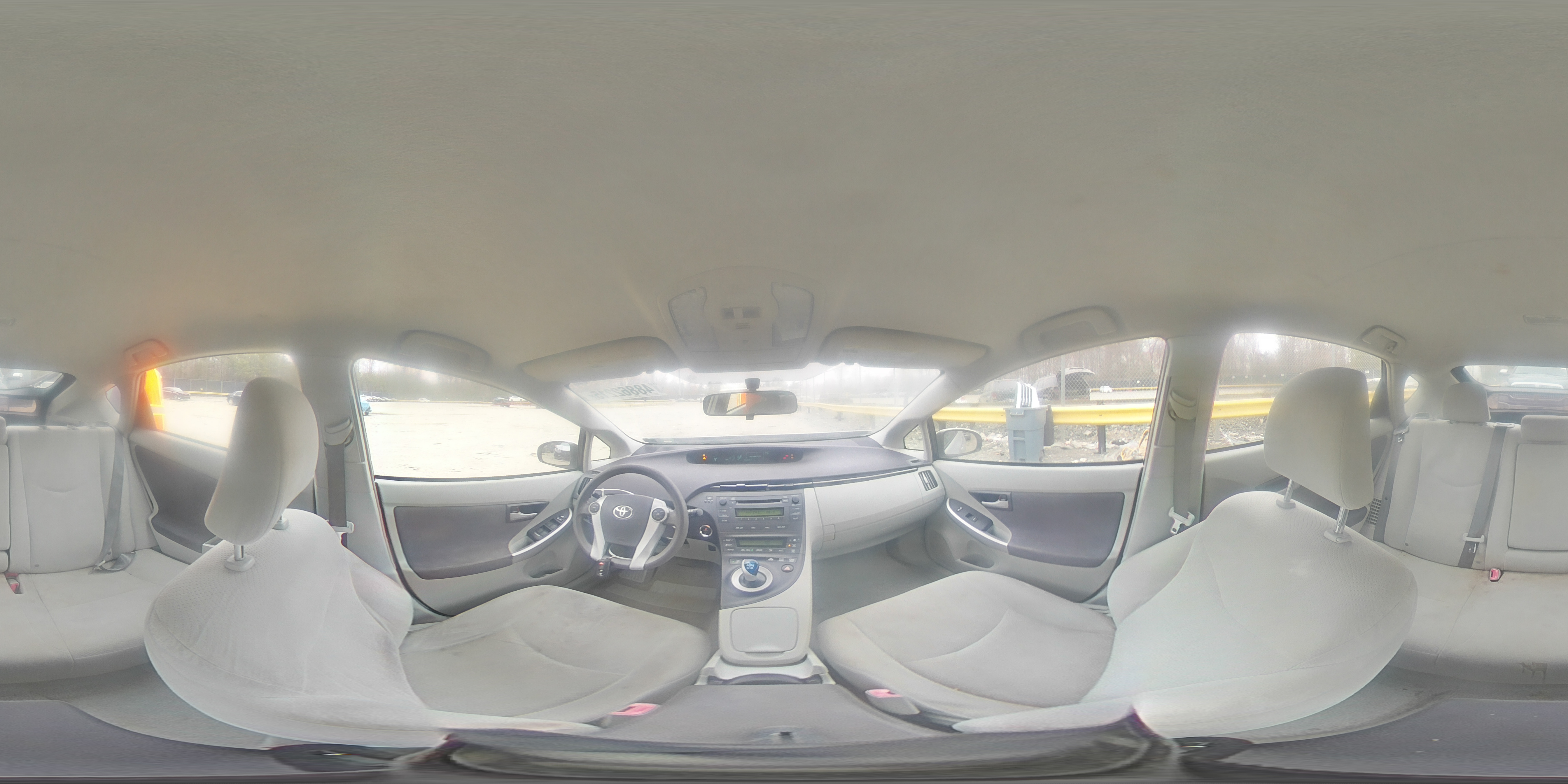 2010 Toyota Prius - Image 12