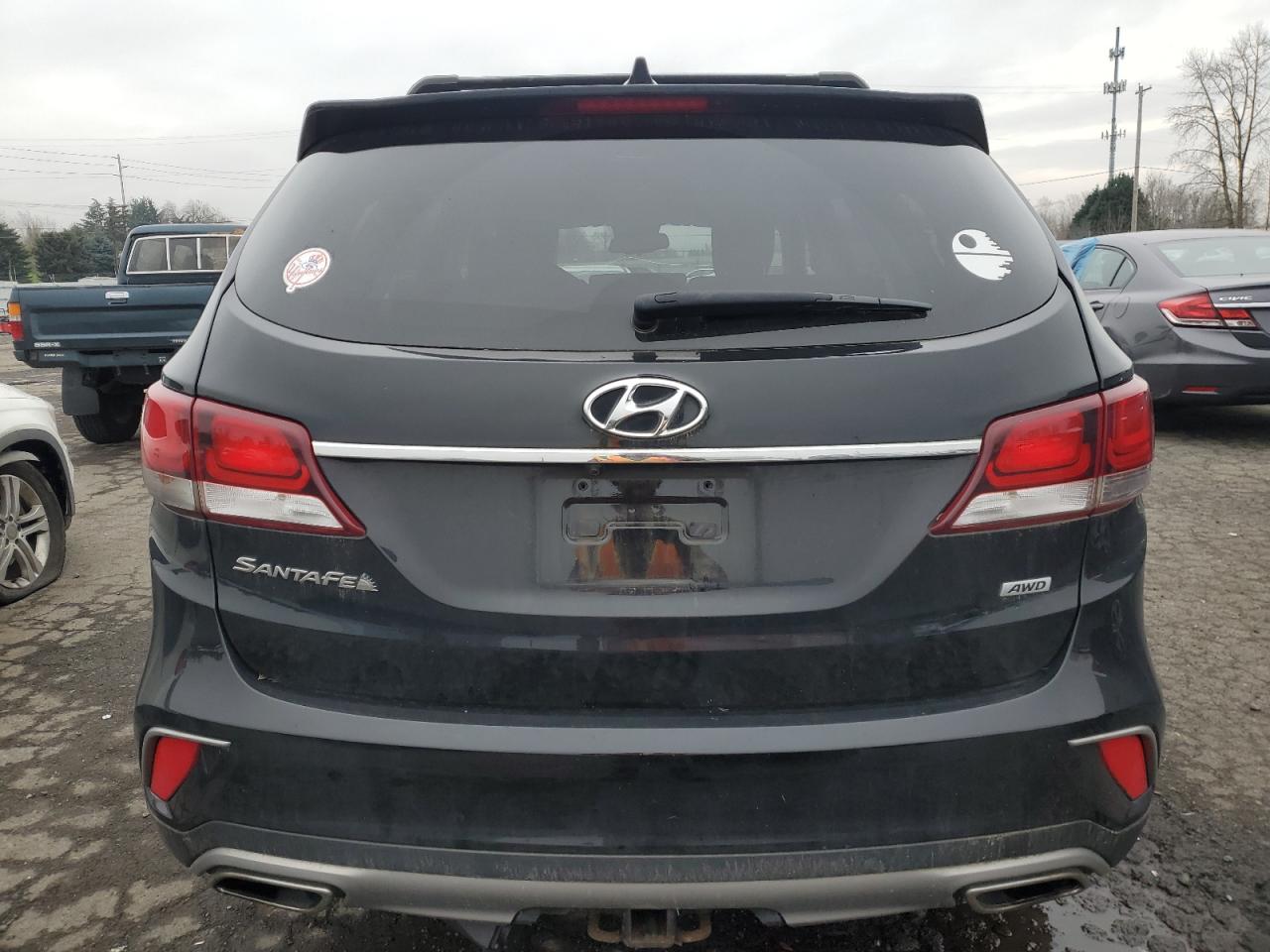 2018 Hyundai Santa Fe - Image 6