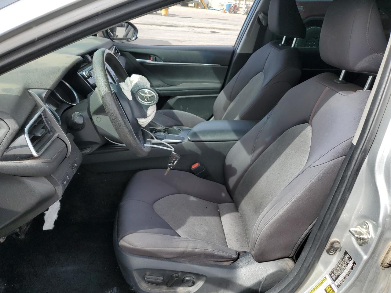4T1B11HK4JU089529 TOYOTA CAMRY 2018