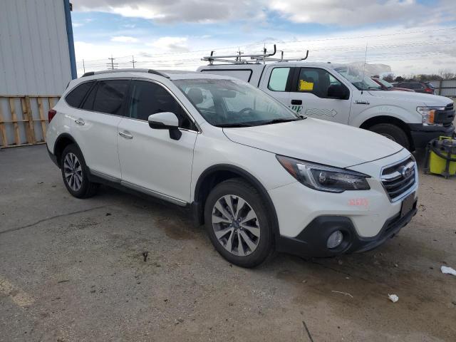  SUBARU OUTBACK 2018 Biały