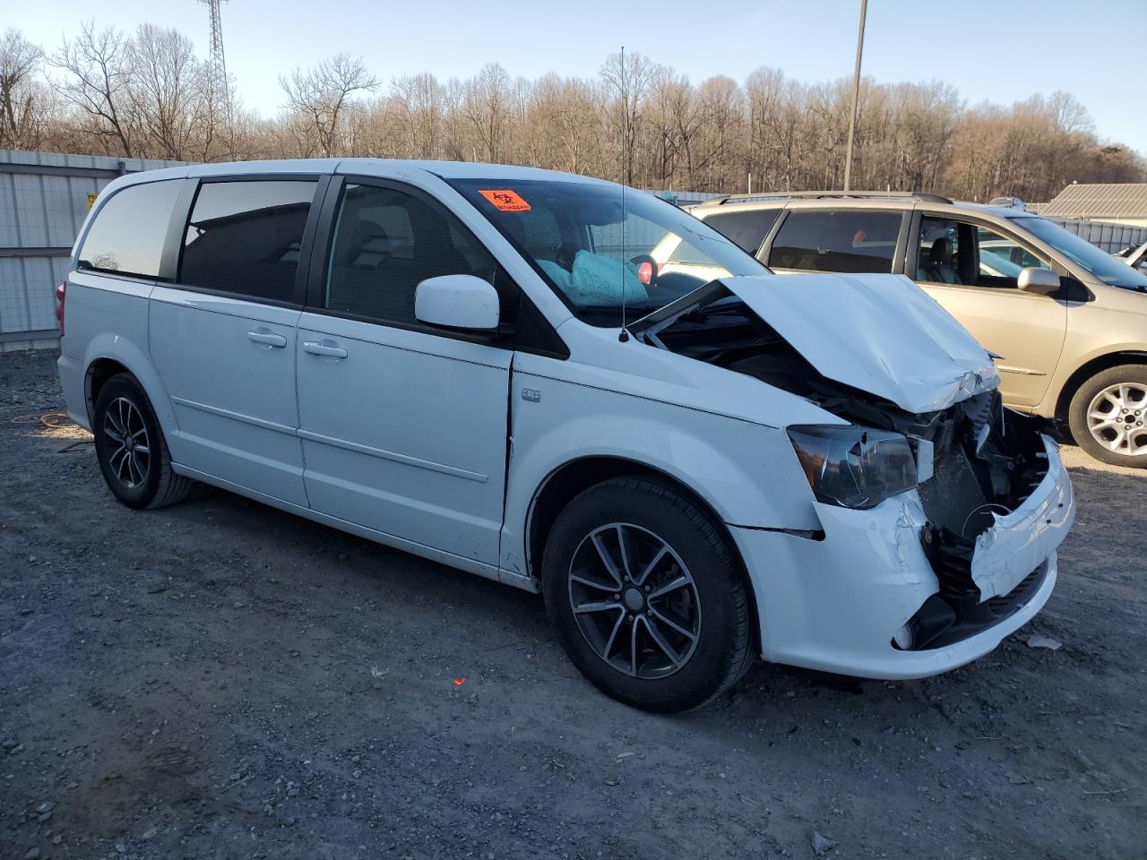 2014 Dodge Caravan - Image 4