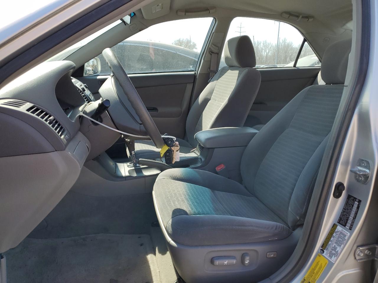 2006 Toyota Camry - Image 7