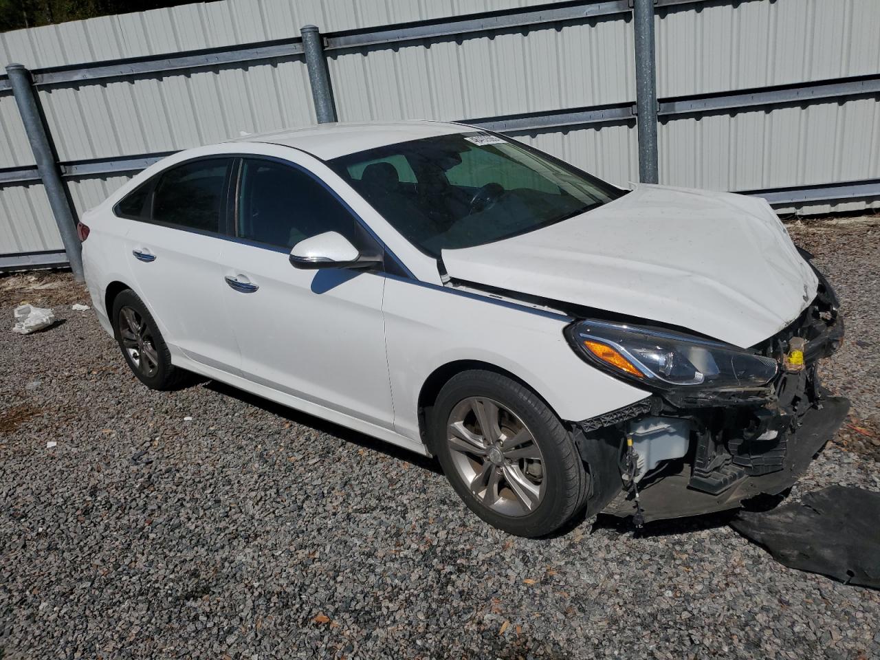 2019 Hyundai Sonata - Image 4